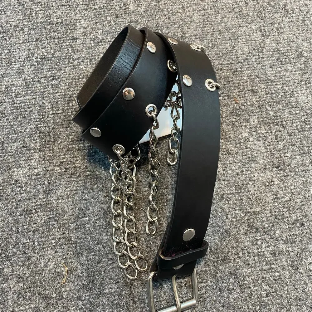 Hot Topic Size 32-34 Medium Hanging Sliver Chains Belt Emo Goth Black Leather